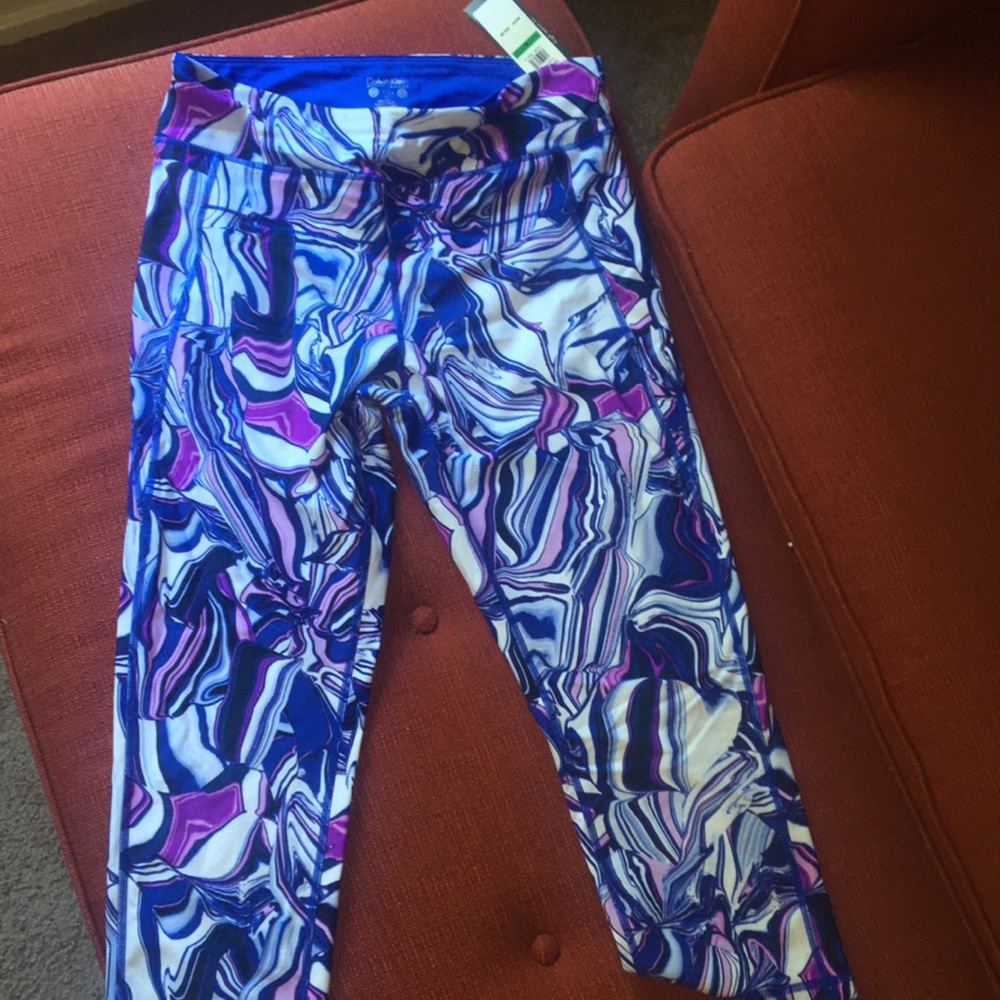 BNWT Calvin Klein high waist performance capris